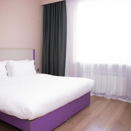 City Hotel Шимкент Екстериор снимка
