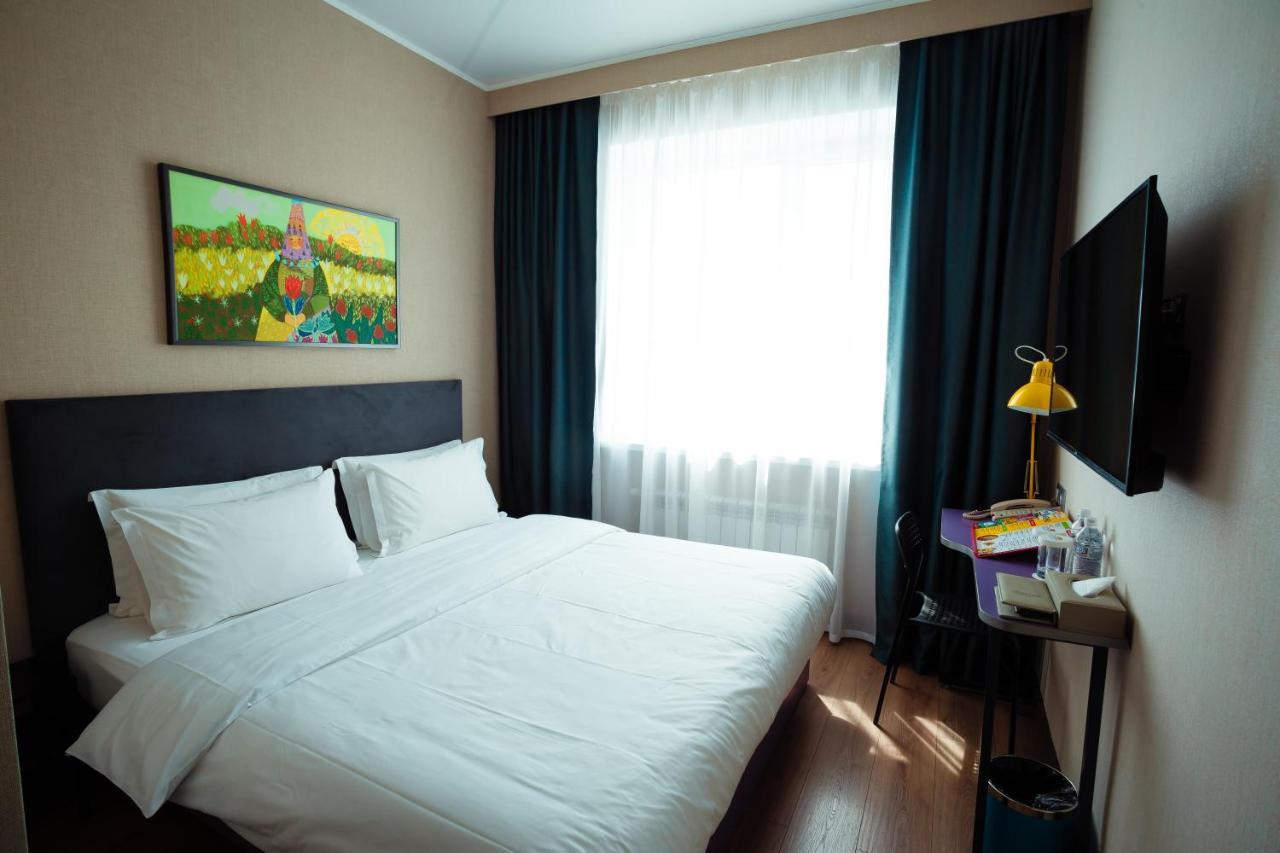 City Hotel Шимкент Екстериор снимка