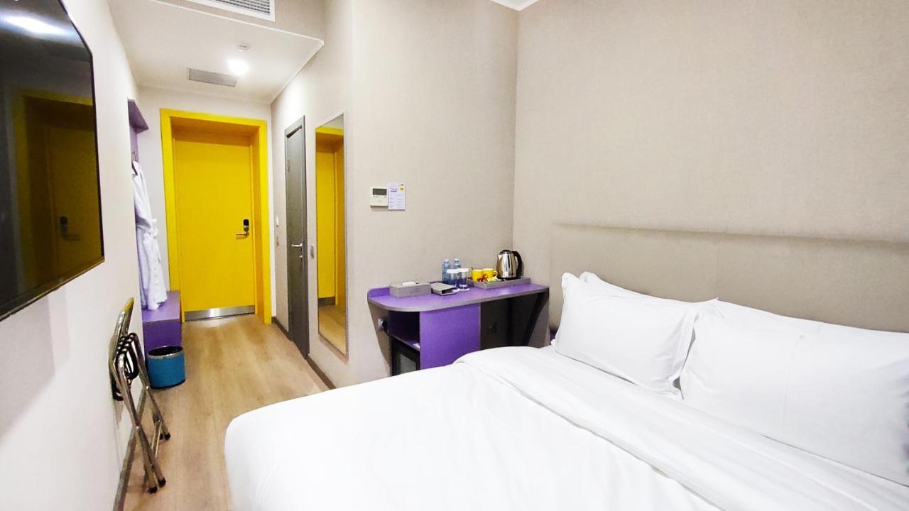 City Hotel Шимкент Екстериор снимка